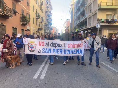 Genova, no ai depositi e tracciato ferroviario da rivedere: cortei di protesta a Sampierdarena e Valpolcevera