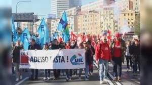 Liguria, nuovo sciopero generale contro la legge di bilancio: oggi corteo a Genova
