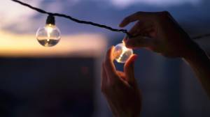 Transizione ecologica, a Genova si parla di comunità energetiche: "Così i cittadini diventano produttori di energie rinnovabili"