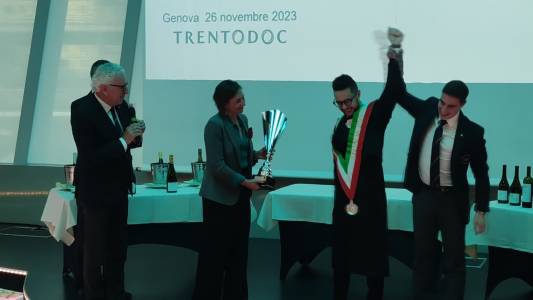 Miglior Sommelier d'Italia 2023, a Genova vince il trevigiano Christian Maitan