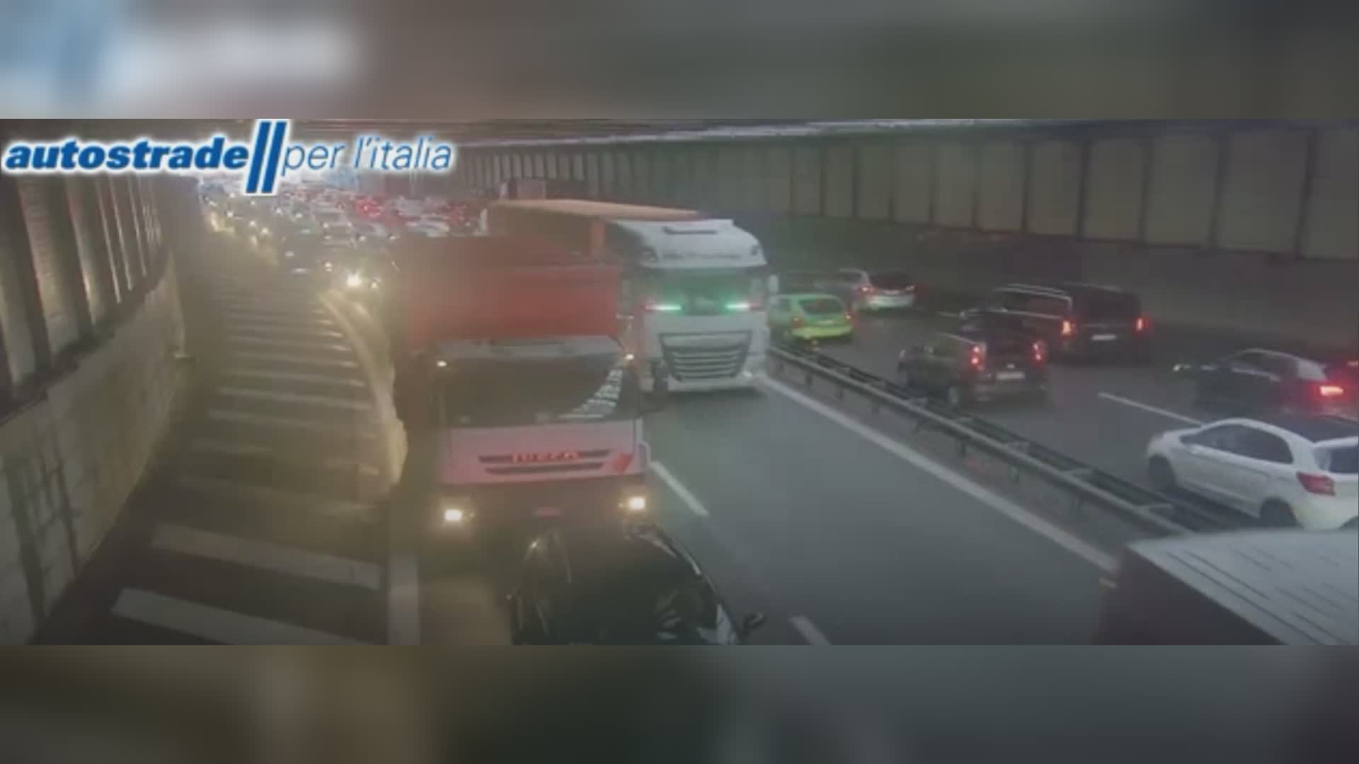 Liguria, nuovo incidente in A10: traffico chiuso tra bivio A7 e Genova Pegli verso Savona