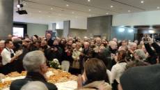 Genova, 1.800 coppie festeggiano le nozze d'oro. "Il segreto? Raccogliersi a vicenda quando si cade"