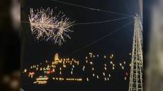 Manarola, acceso lo storico presepe: viene realizzato dal 1961