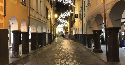 Chiavari: senzatetto di 46 anni trovato morto sotto i portici di via Costaguta