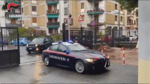 Femminicidio in albergo, il marito in carcere: "Ho ucciso mia moglie e sono fuggito, volevo buttarmi in un dirupo con l'auto"