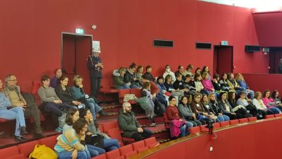 Genova, protesta di FP Cgil davanti a Tursi: "Manca il personale negli asili e nelle scuole d'infanzia"