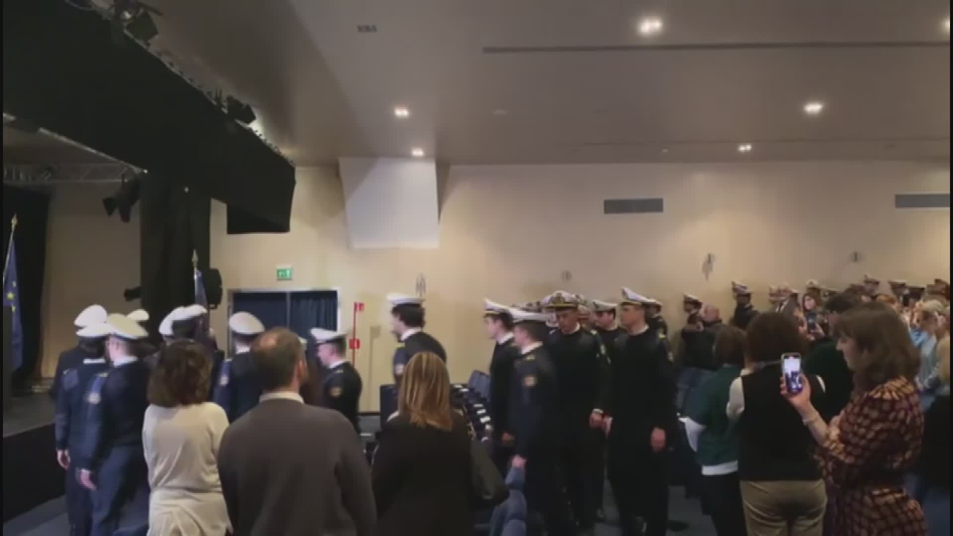 Genova, graduation day dell'Accademia italiana marina mercantile. Scajola: "Eccellenza italiana, oltre il 95% di chi frequenta trova lavoro"