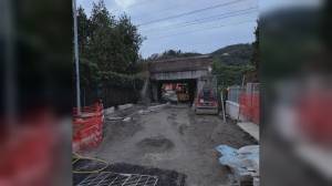 Sestri Levante, distrutto un cantiere in via Monsignor Vattuone: l'ipotesi di una protesta per la chiusura della strada