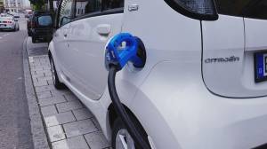Liguria, bollo auto: Lega chiede esenzione per veicoli ibridi anche per il 2024