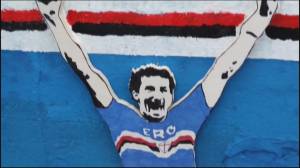 Addio Vialli, un anno dopo: il ricordo dei tifosi al Molo dell'Amicizia. Tirotta: "L'uomo più intelligente che abbia mai giocato a calcio"