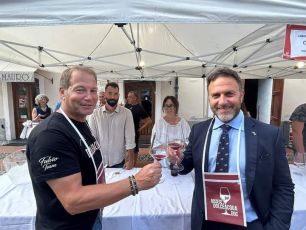 Liguria, richiesta la modifica del disciplinare di produzione del vino DOP Rossese Dolceacqua