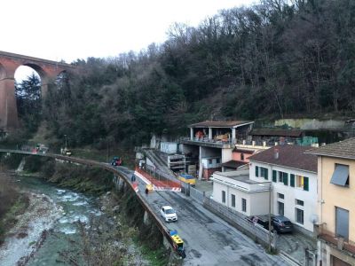 Ceranesi: strada provinciale chiusa, la protesta dei piccoli commercianti 