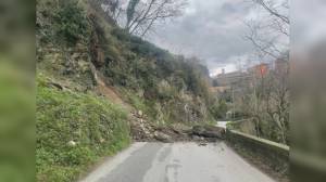 Genova, la strada di Acquasanta sarà ripristinata entro due giorni dopo la frana: l'annuncio di Bevilacqua (Lega)