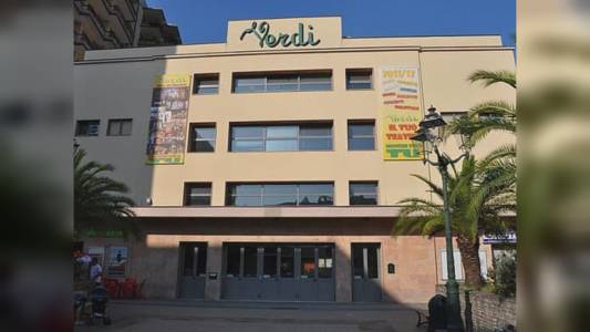 Genova: teatro Verdi di Sestri Ponente, botta e risposta Sansa-Lega