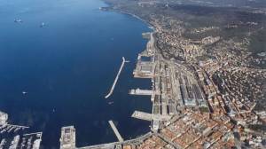 Firmato al Cairo accordo per il trasporto merci tra il porto di Trieste e quello di Damietta