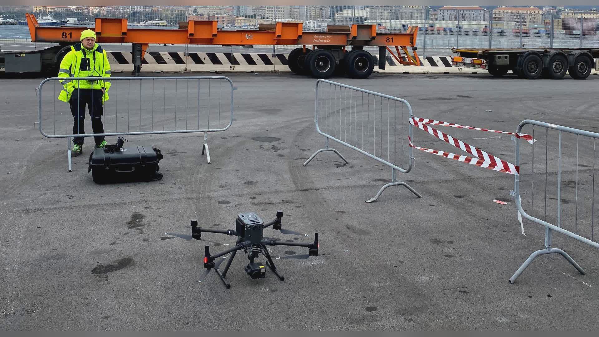 La Spezia, ambientalisti: "Usare i droni per monitorare fumi navi da crociera"