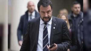 Salvini firma decreto Salva-Autoscuole per aumentare numero istruttori