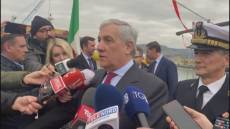 La Spezia, nave Vulcano, Tajani: "Operazione Mar Rosso al via, speriamo nel cessate il fuoco a Gaza"
