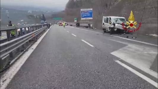 Rapallo, incidente mortale in A12: sospetto su una telefonata fatale al guidatore del furgone