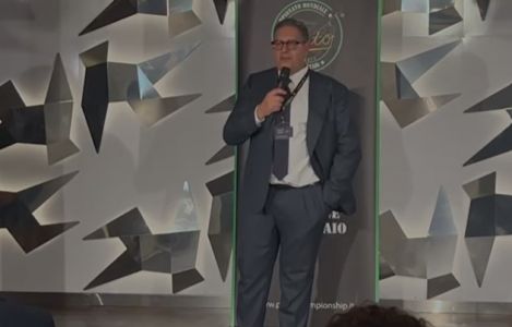 Sanremo, Toti al galà della Regione sorride: "Il prossimo anno porteremo il pestellone sulla Costa"