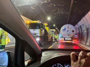 Liguria: A10 chiusa per incidente, allagamenti a Ponente per il maltempo