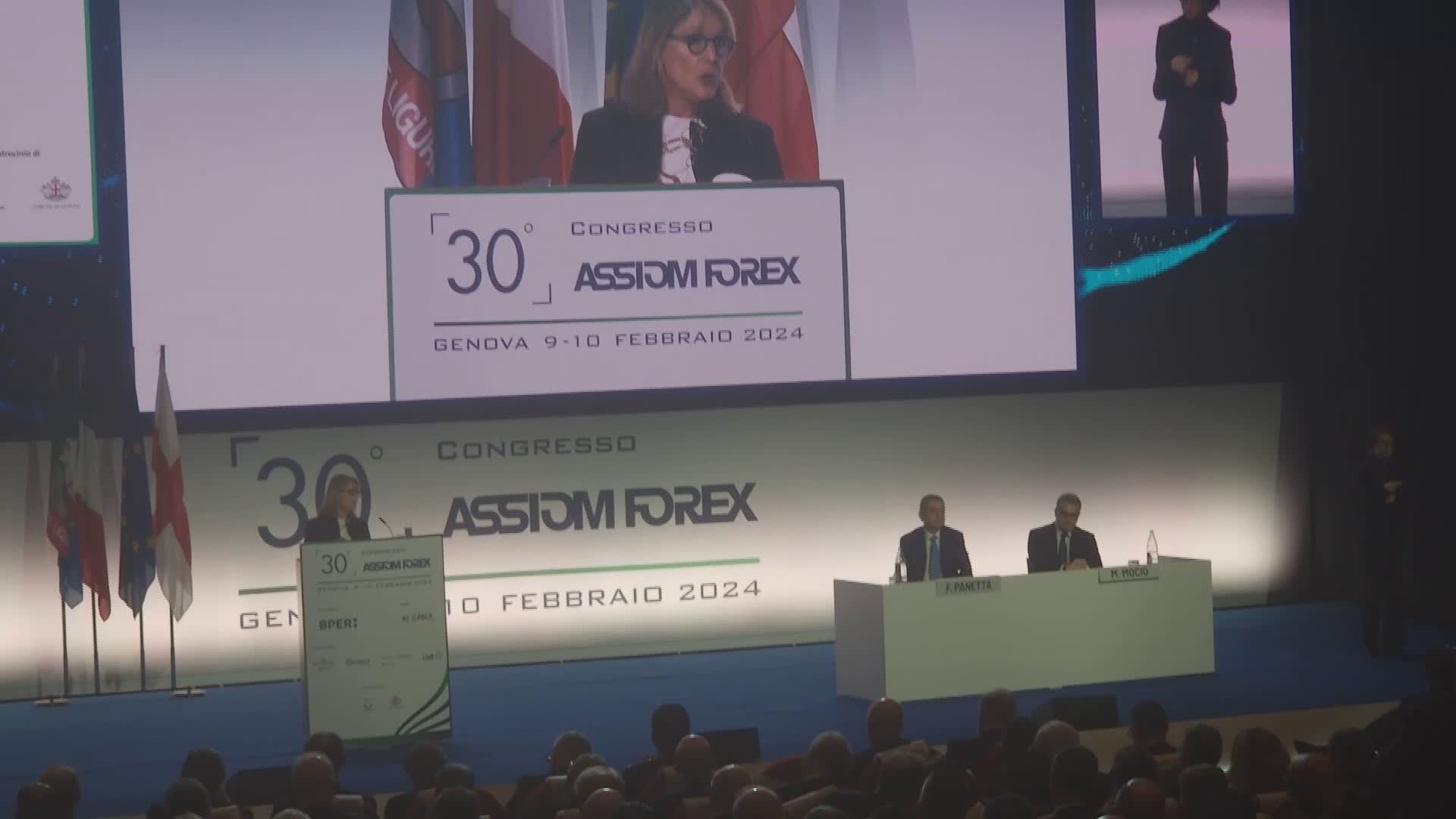 Genova, 30esimo congresso Assiom Forex, il sindaco Bucci gongola: "Bel segno per la città aver portato qui il gotha della finanza italiana"