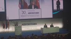 Genova, 30esimo congresso Assiom Forex, il sindaco Bucci gongola: "Bel segno per la città aver portato qui il gotha della finanza italiana"