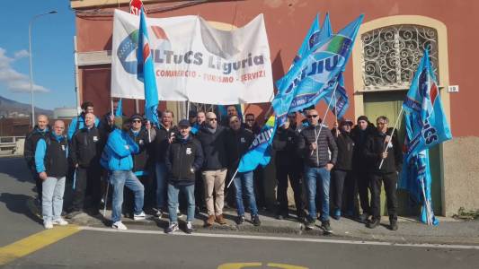 Genova, sciopero lavoratori di IVSItalia. Iaquinandi (UilTucs Liguria): "Perdita potere reddituale e salario in busta paga: chiediamo regole chiare"