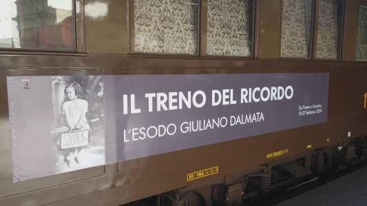 Genova, il 'Treno del Ricordo' fa tappa alla stazione di Principe. Il ministro Locatelli: "Monito per accantonare odio e pensare a futuro migliore"