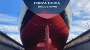 Shipping e calcio: la nave "Forza Doria" in attesa del Baciccia sul dritto di prora
