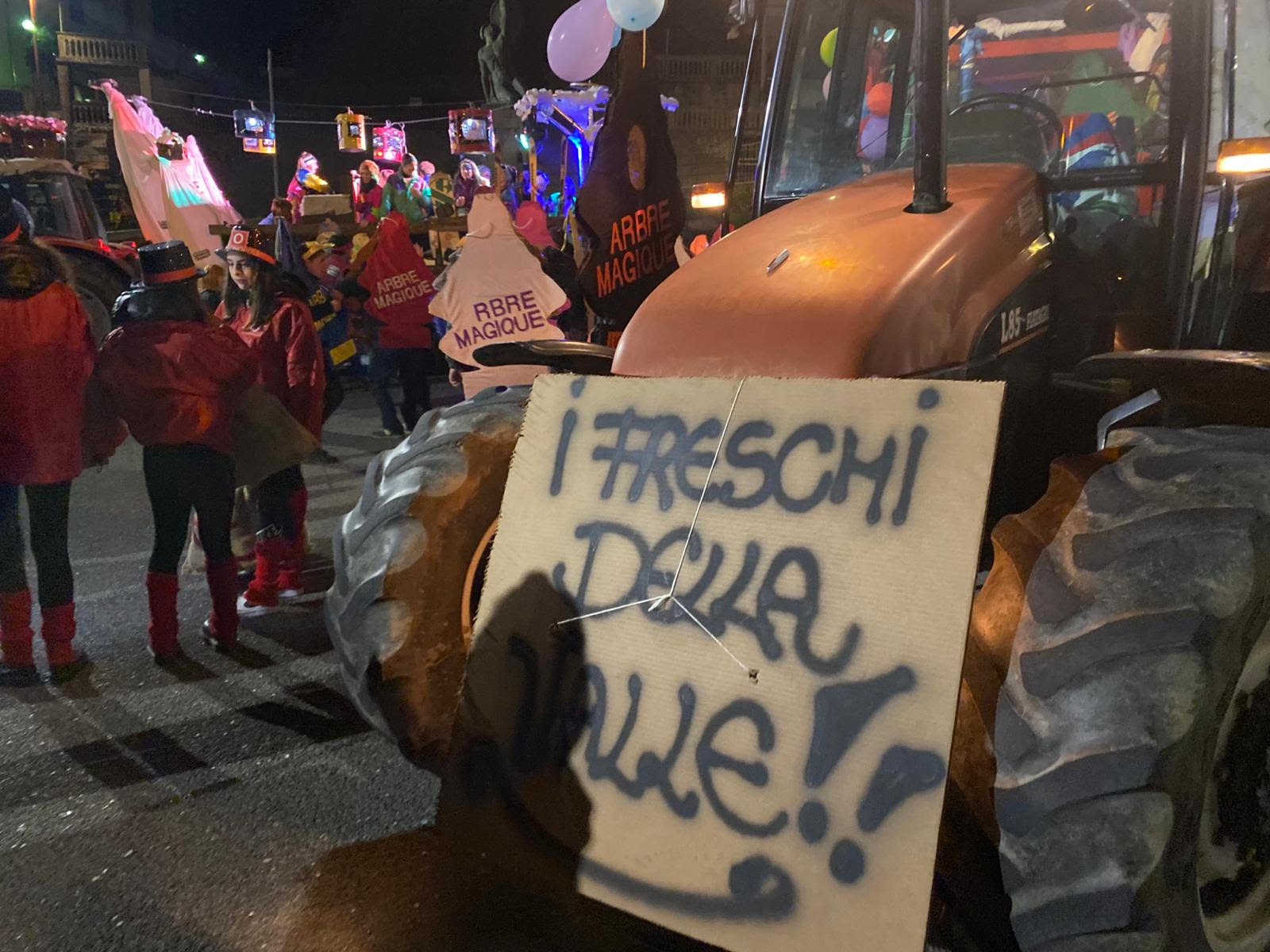 Carnevale: le sfilate d'entroterra, show serale tra le strade di Masone 