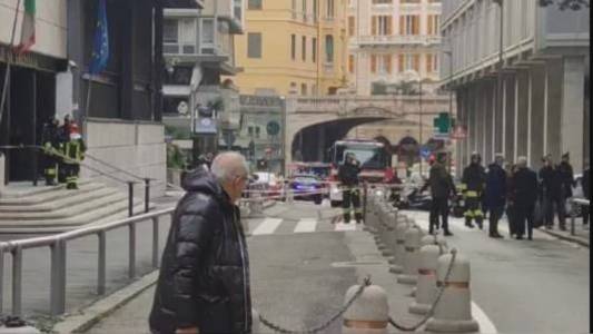 Genova, allarme bomba a Palazzo di Giustizia: identificato l'autore della telefonata