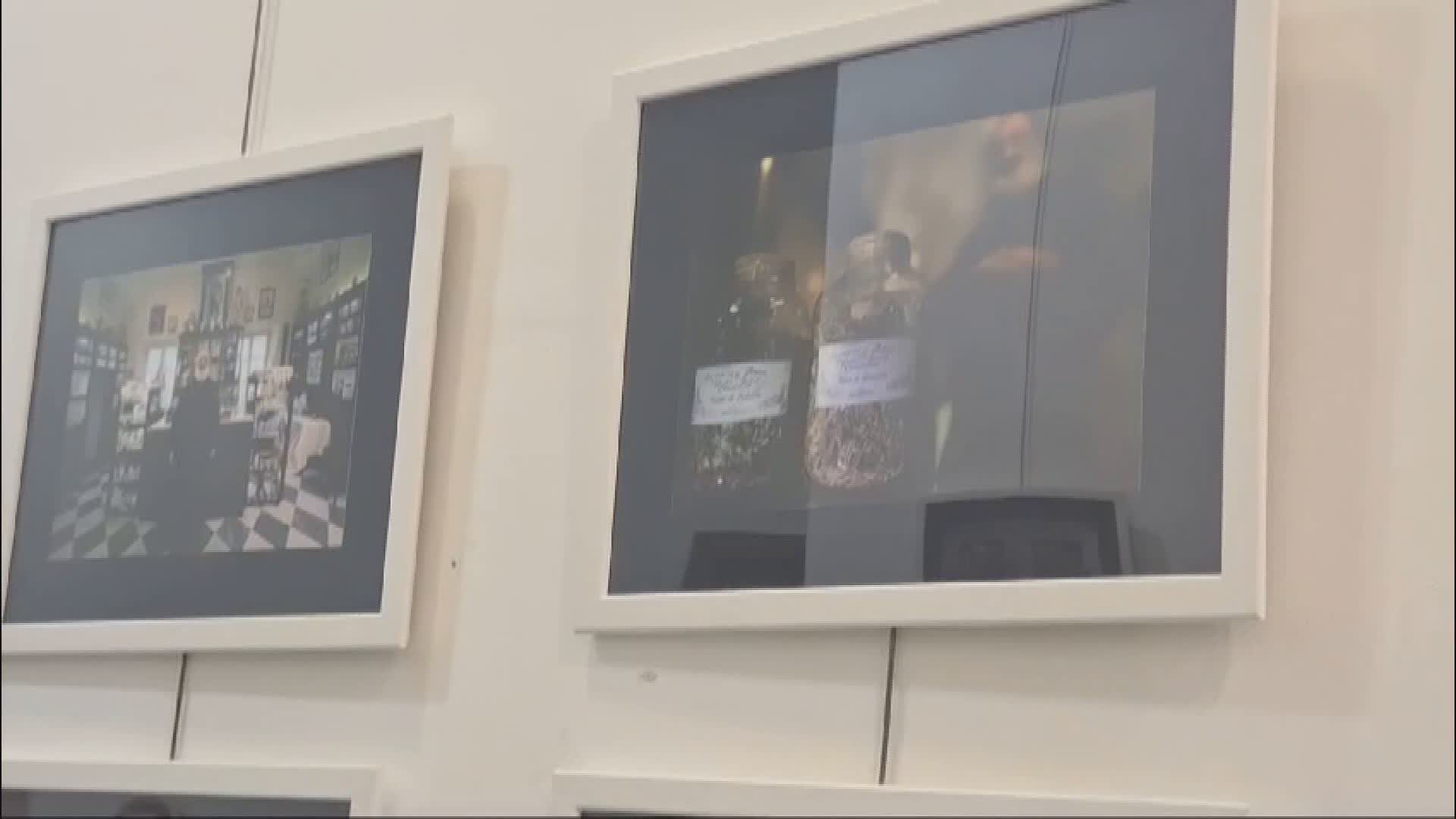Genova, le 'botteghe storiche' nelle foto d'autore: premiati gli scatti dell'antica erboristeria Sant'Anna