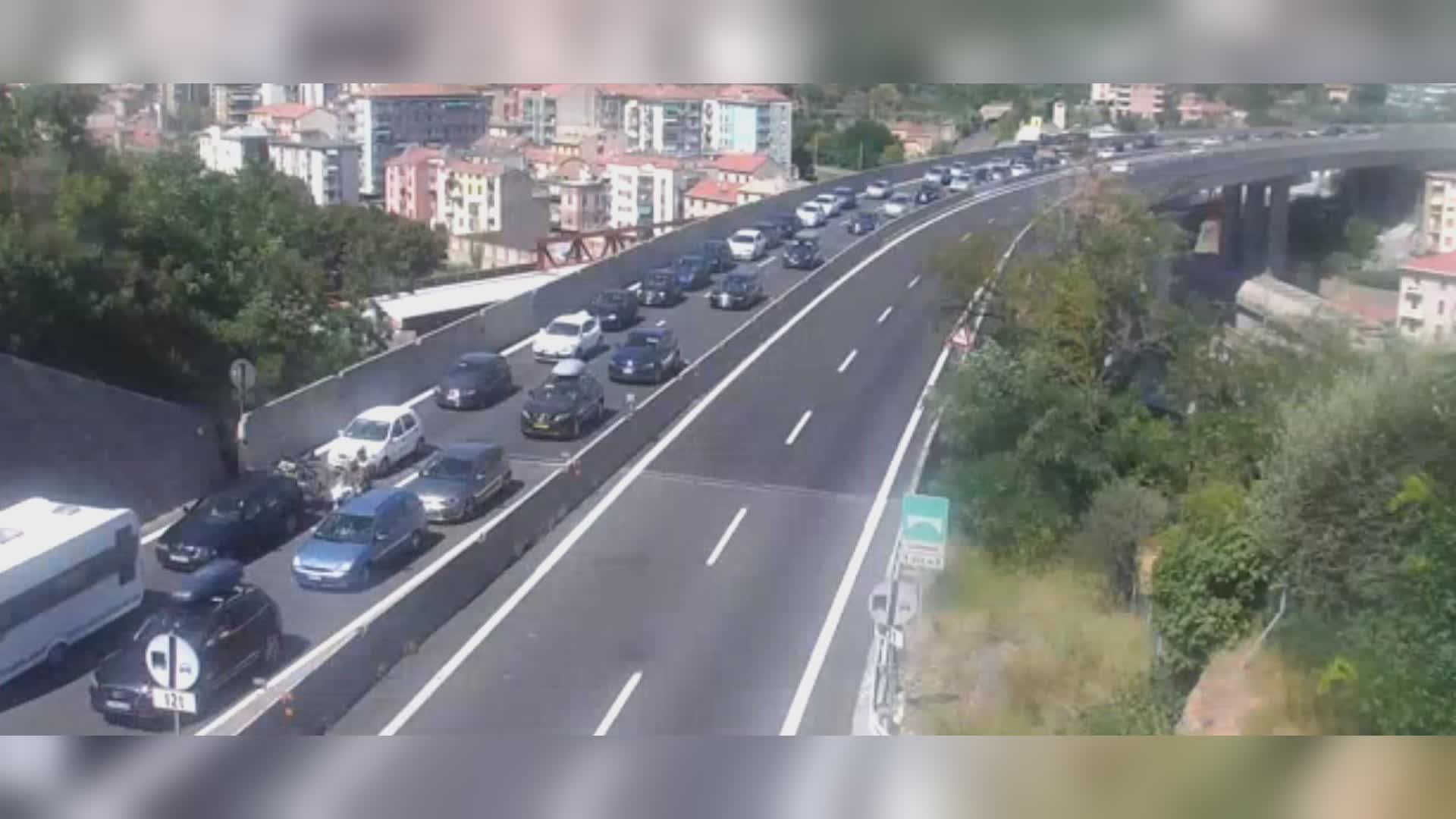 A7, coda di 4 chilometri tra Bolzaneto e Busalla per un incidente