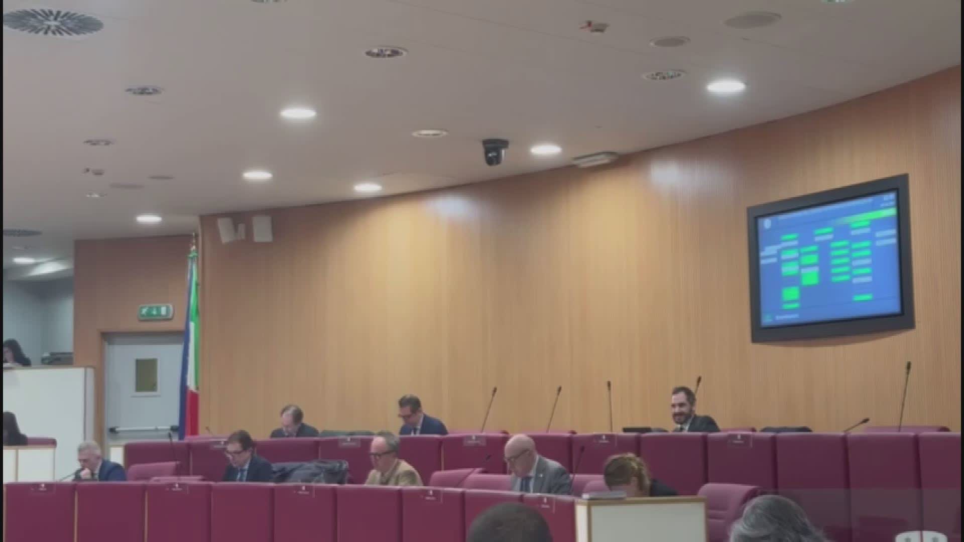 Liguria, approvato il Piano Sociale Integrato: Balleari (fdl): "Confronto deludente", Natale (pd): "Nessuna cifra nel piano"