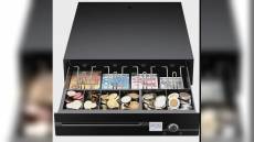 Genova, ruba il registratore di cassa in un locale di via Montegrappa e fugge: arrestato poco dopo dalla polizia