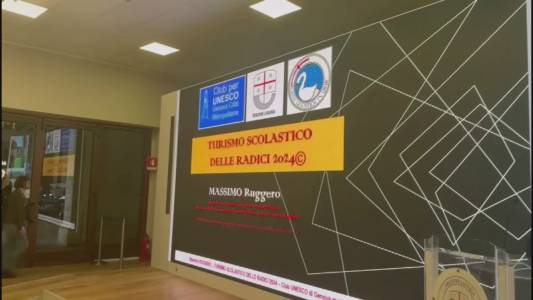 Liguria, presentato il progetto UNESCO "Turismo scolastico delle radici 2024": scambi interculturali tra le scuole di Genova e Mar del Plata