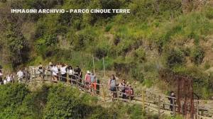 Cinque Terre, protesta per l'aumento delle tariffe turistiche. Regione Liguria accoglie alcune richieste dei sindaci
