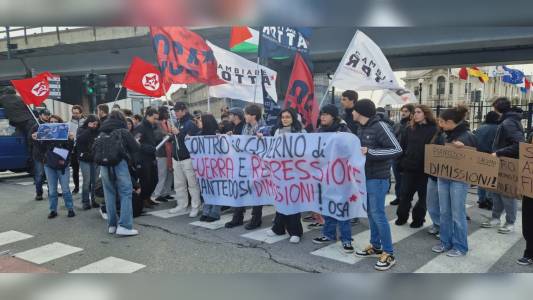 Genova: tunnel subportuale, lavori al via. Sit in di protesta a Ponte dei Mille, Telenord in diretta
