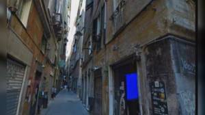 Genova: 60 saracinesche nel centro storico "affidate" ai pittori di strada per farne opere d'arte