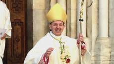 Ventimiglia: il vescovo contro Macron per il diritto all'aborto nella Costituzione di Francia