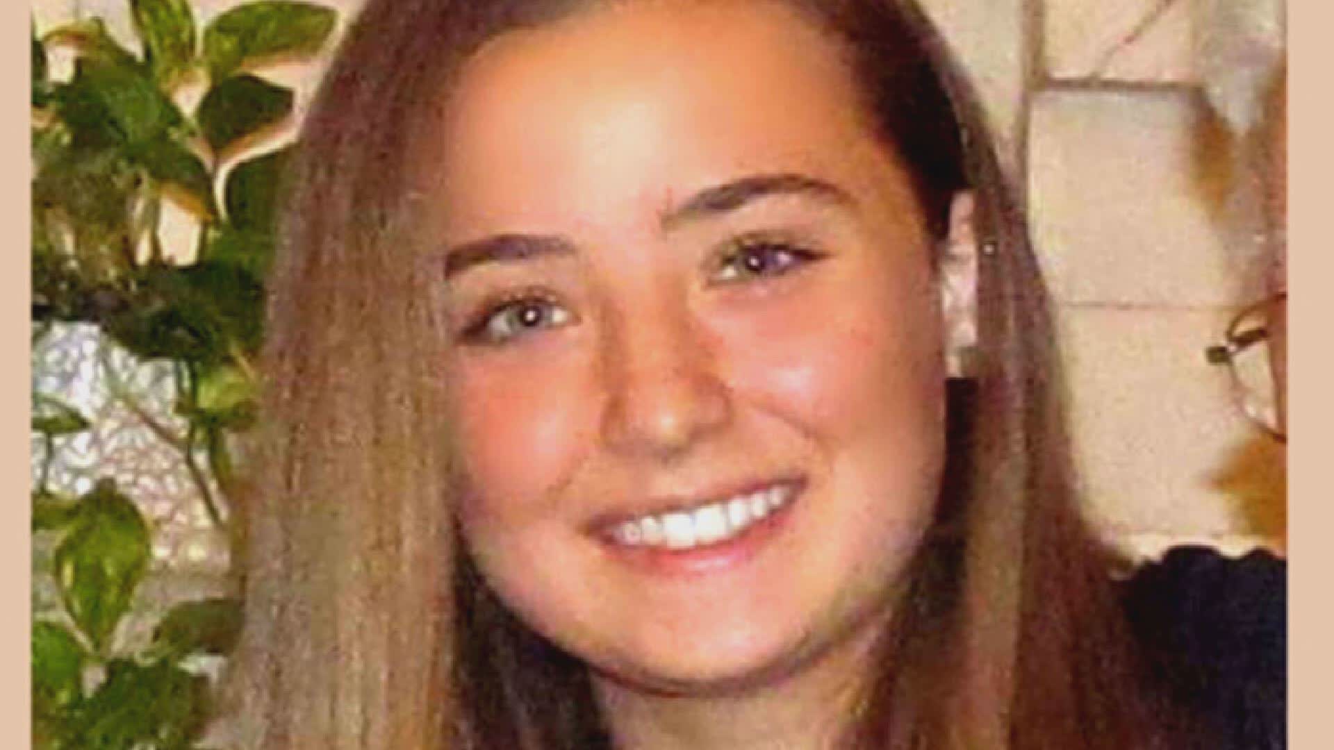 Sestri Levante: Camilla Canepa morì dopo vaccino anti Covid, indagati cinque medici