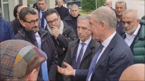 Ex Ilva, il ministro Urso a Genova tra una visita a Cornigliano e il confronto con gli operai: "Ci sono cinque multinazionali interessate"