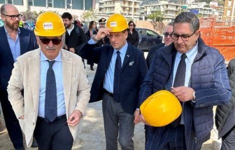 Pietra Ligure: "Rigenera Tour" con Toti e Scajola per doppio intervento di manutenzione tra Aurelia e Passeggiata a mare