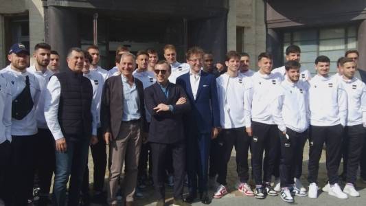 Sampdoria, Manfredi, Fiorella e la squadra in visita al "Gaslini" (video)