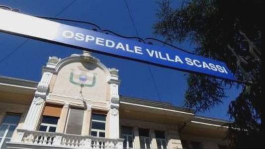 Genova, sicurezza ospedali: minore aggredisce due infermiere e due agenti a Villa Scassi