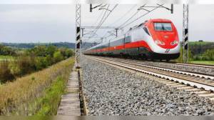 Lombardia: Lucente, Regione aumenta indennizzo per ritardi per abbonati Trenord