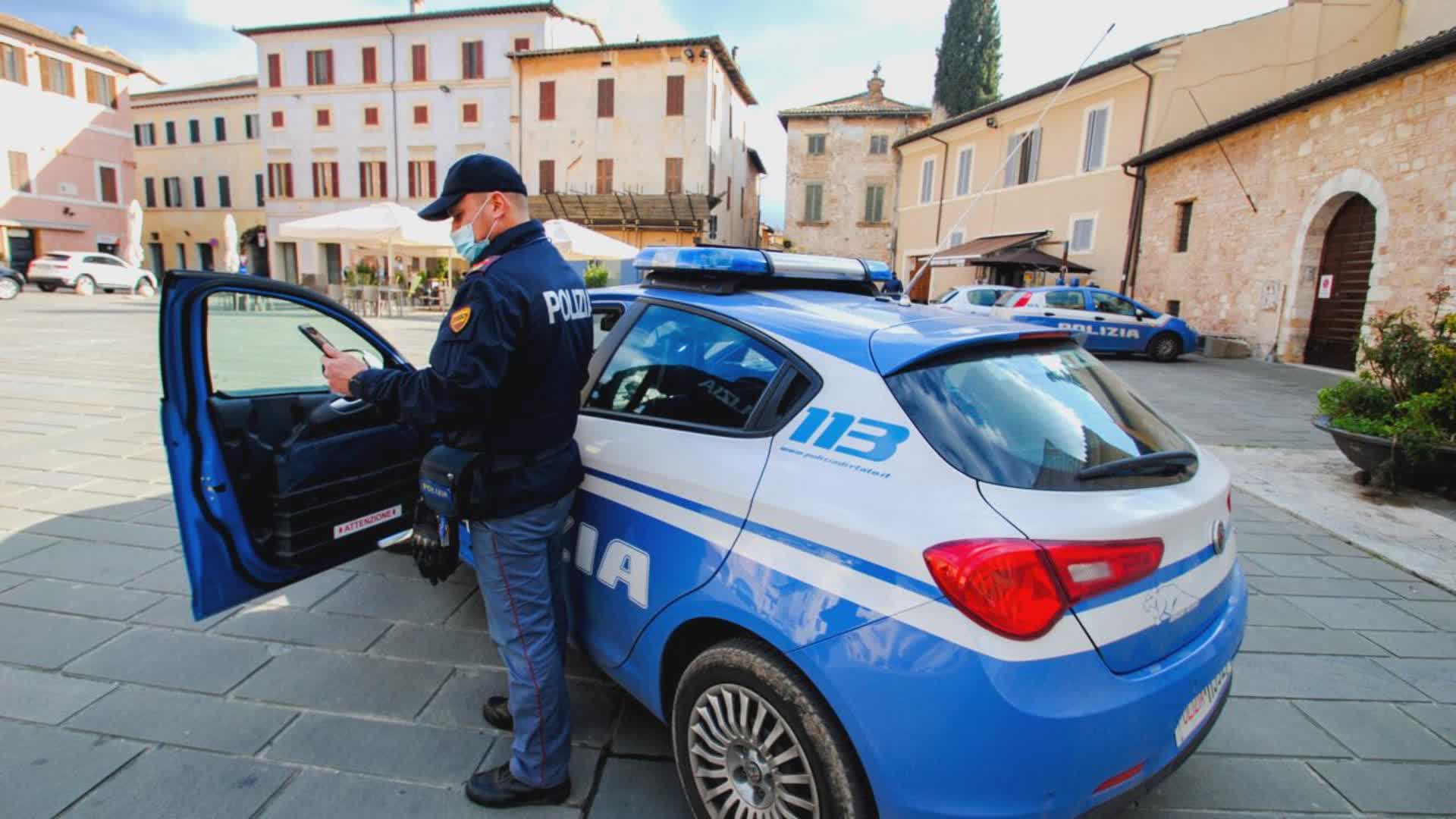 Genova, minacce per estorsione: condannati due uomini