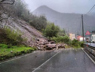 Maltempo, frana a Bargagli sulla statale 45