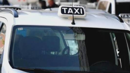 Imperia, usa il taxi per andare a rubare: denunciato pregiudicato